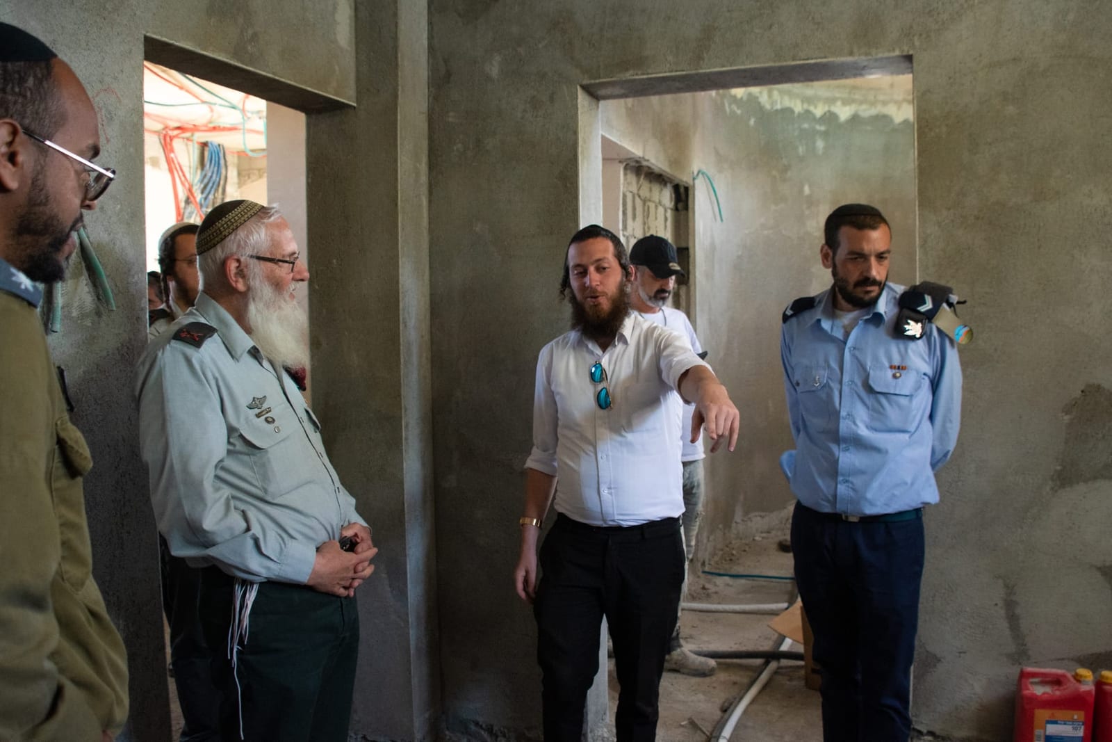בסיס נבטים — אחרי