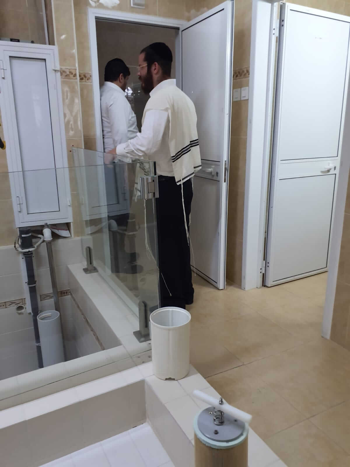 עכו - הכרם — אחרי